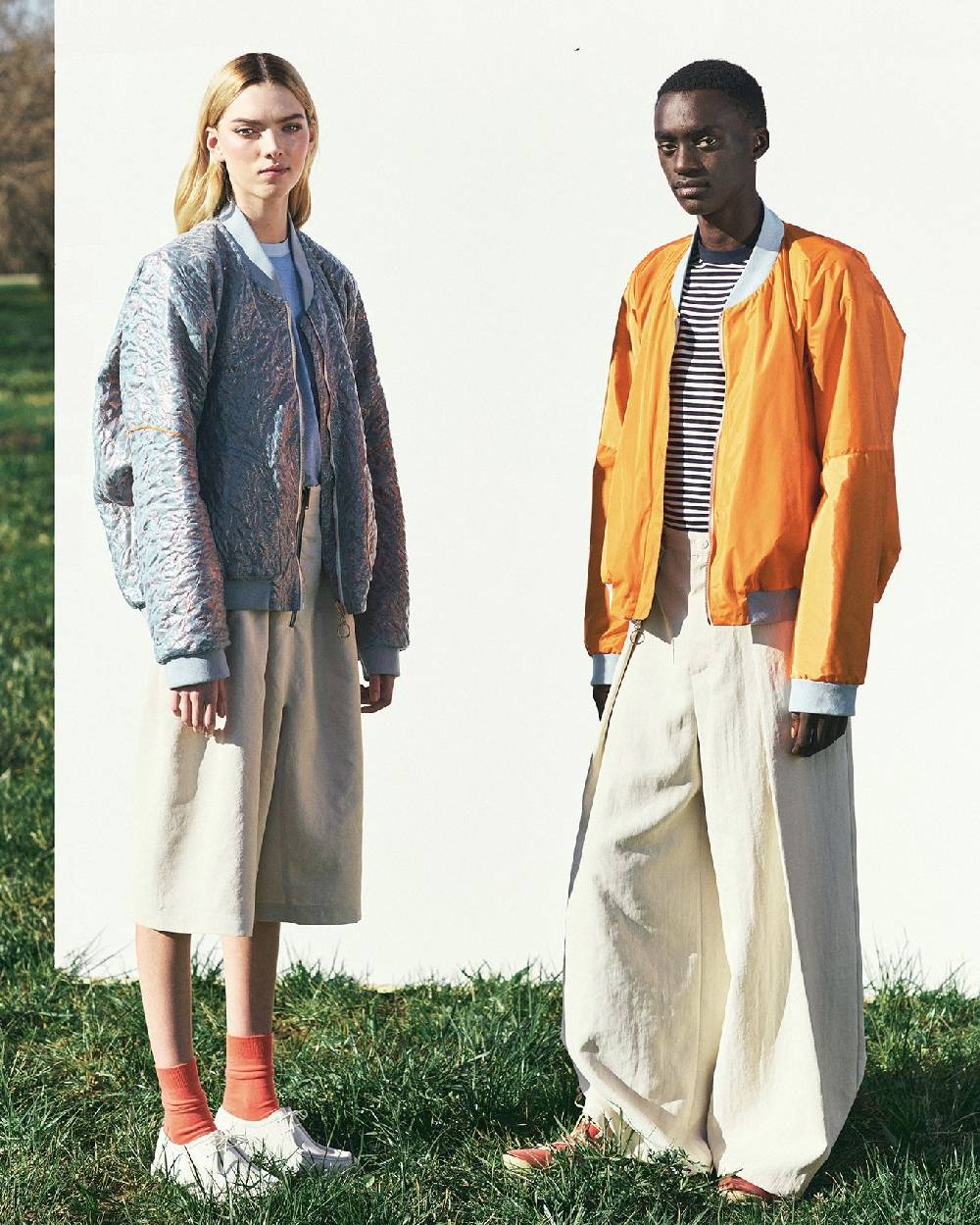 TAKATURNA  Pantaloni Ampio Beige Chiaro & Arancione Di TAKATURNA