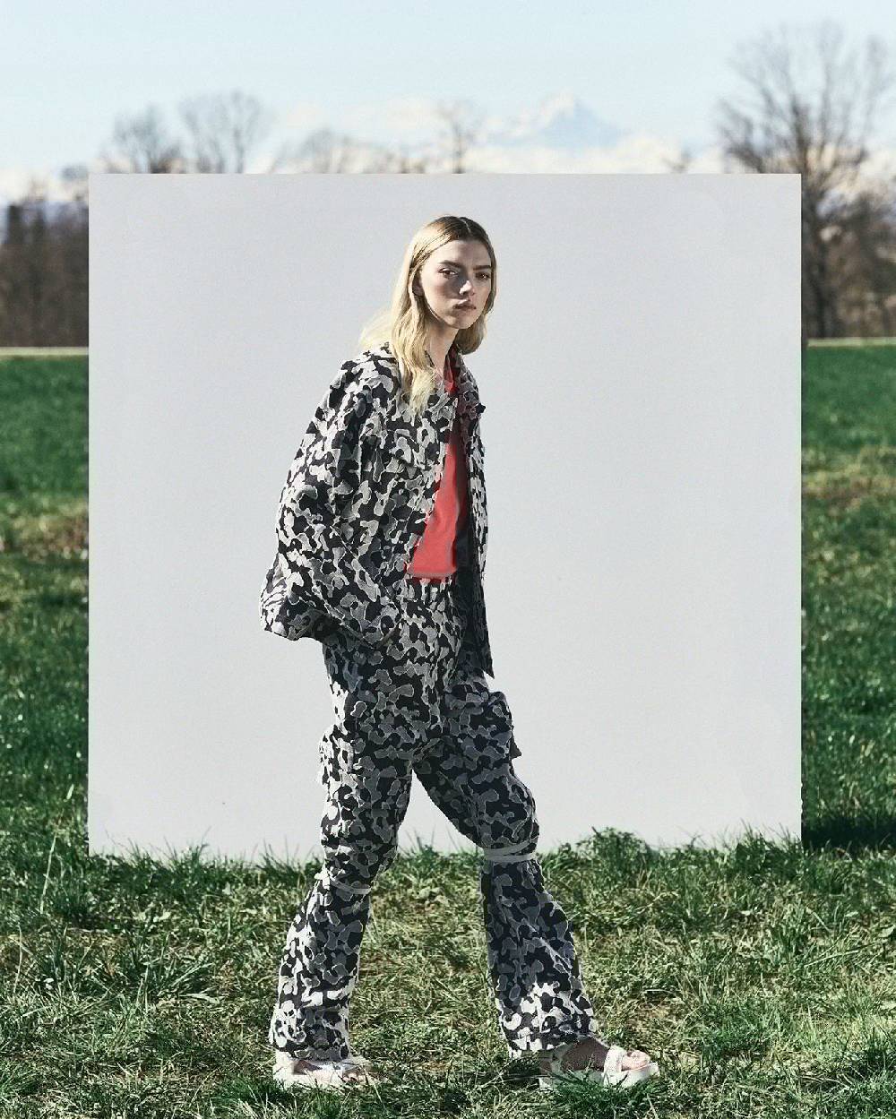 TAKATURNA  Pantaloni Denim Unisex Nero Mezzanotte E Grigio Di TAKATURNA