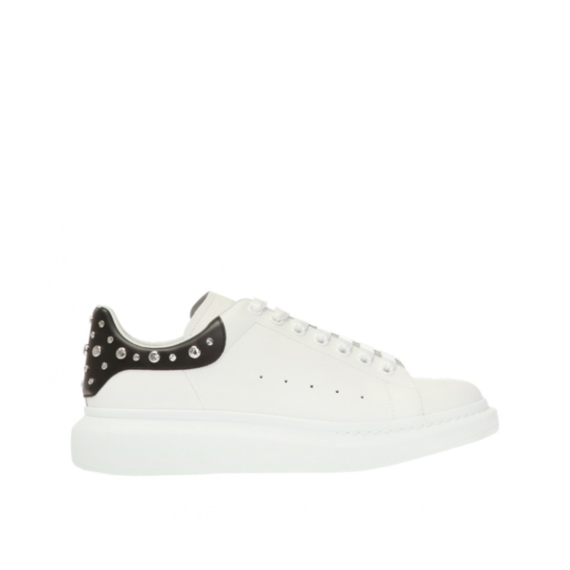 ALEXANDER MCQUEEN  Sneakers in Pelle Borchiata Bianche Alexander McQueen Uomo