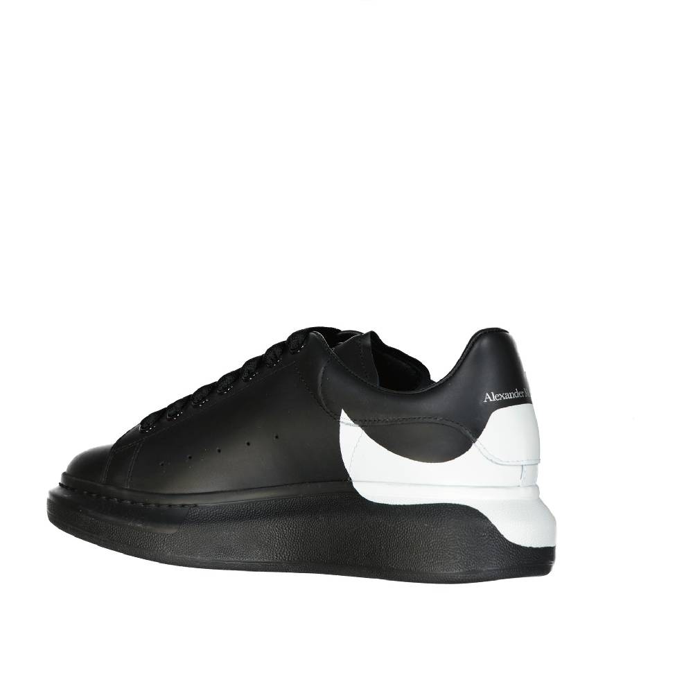 ALEXANDER MCQUEEN  Sneakers Oversize In Pelle Nera Uomo Alexander McQueen