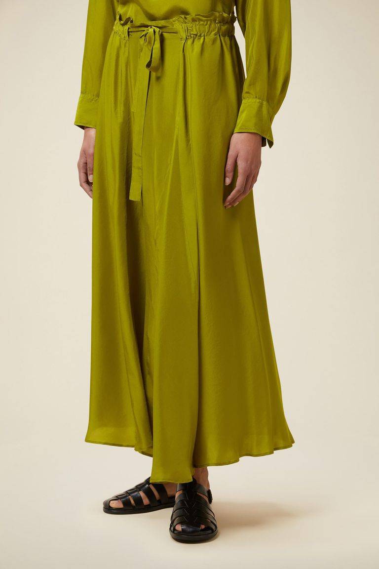 Pomandere Gonna Fluida