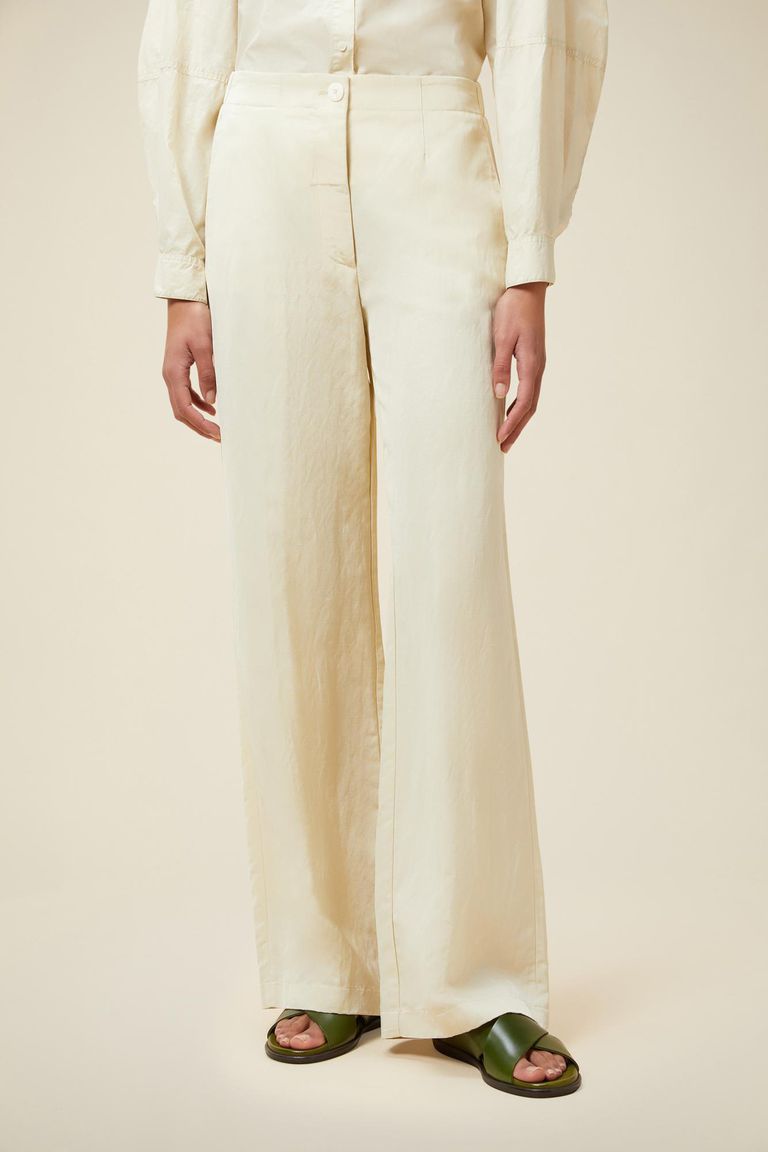 Pomandere Pantalone Con Gamba Leggermente Ampia