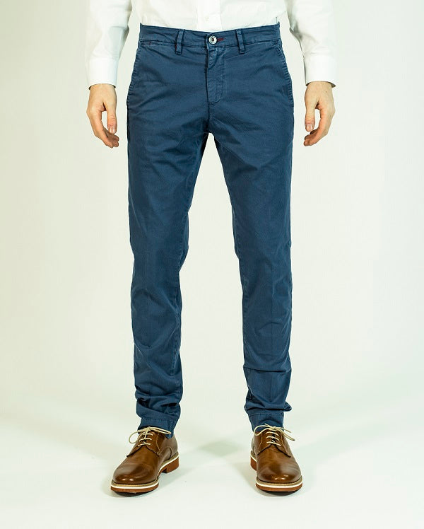 Pop84 Pantalone slim fit modello Milano con taschino