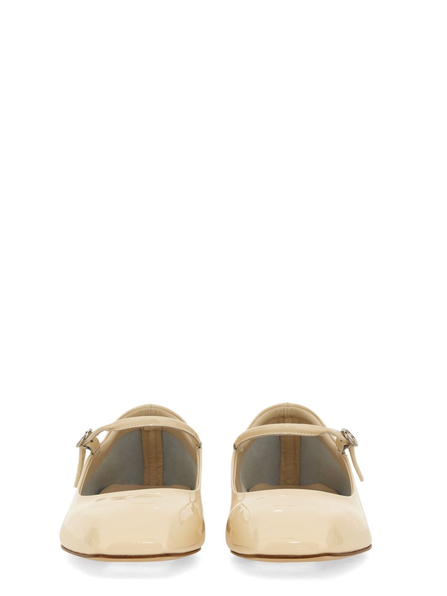 AEYDE MARY JANE "UMA"