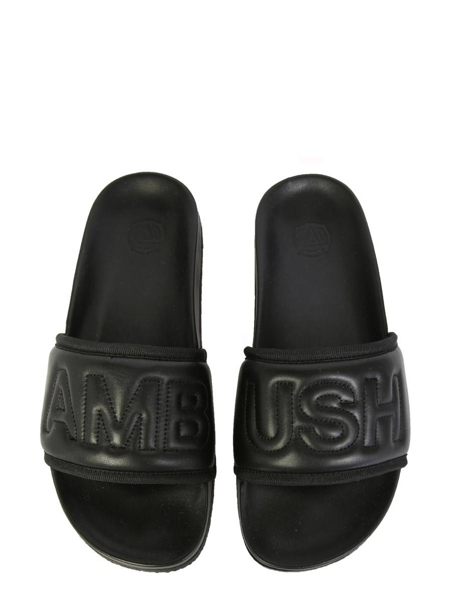 AMBUSH SANDALO SLIDE IN PELLE IMBOTTITO CON LOGO