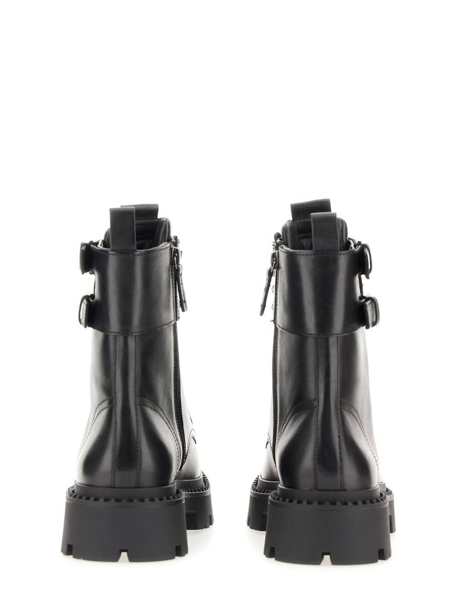 ASH ANFIBIO IN PELLE