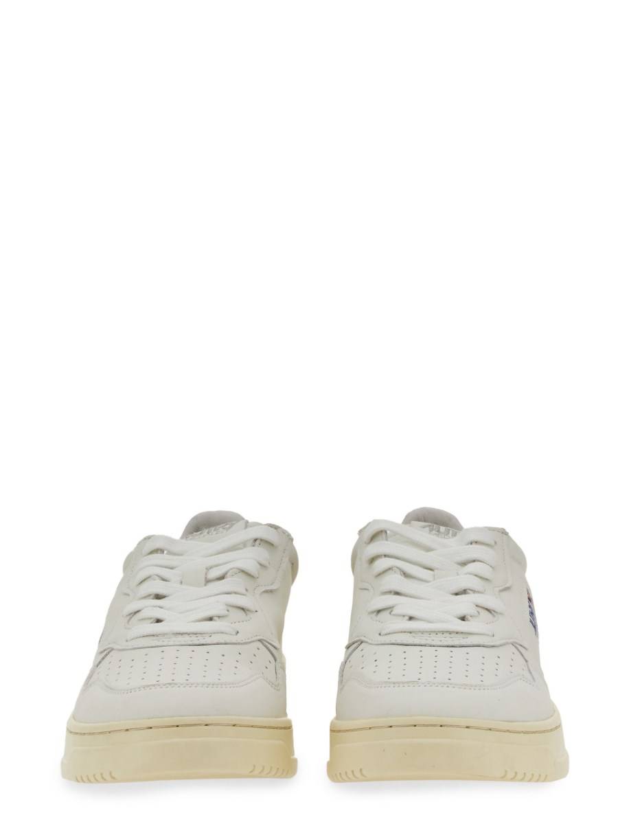 AUTRY SNEAKER MEDALIST LOW IN PELLE DI CAPRA