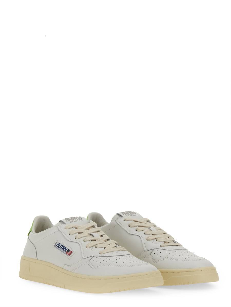 AUTRY SNEAKER MEDALIST LOW IN PELLE