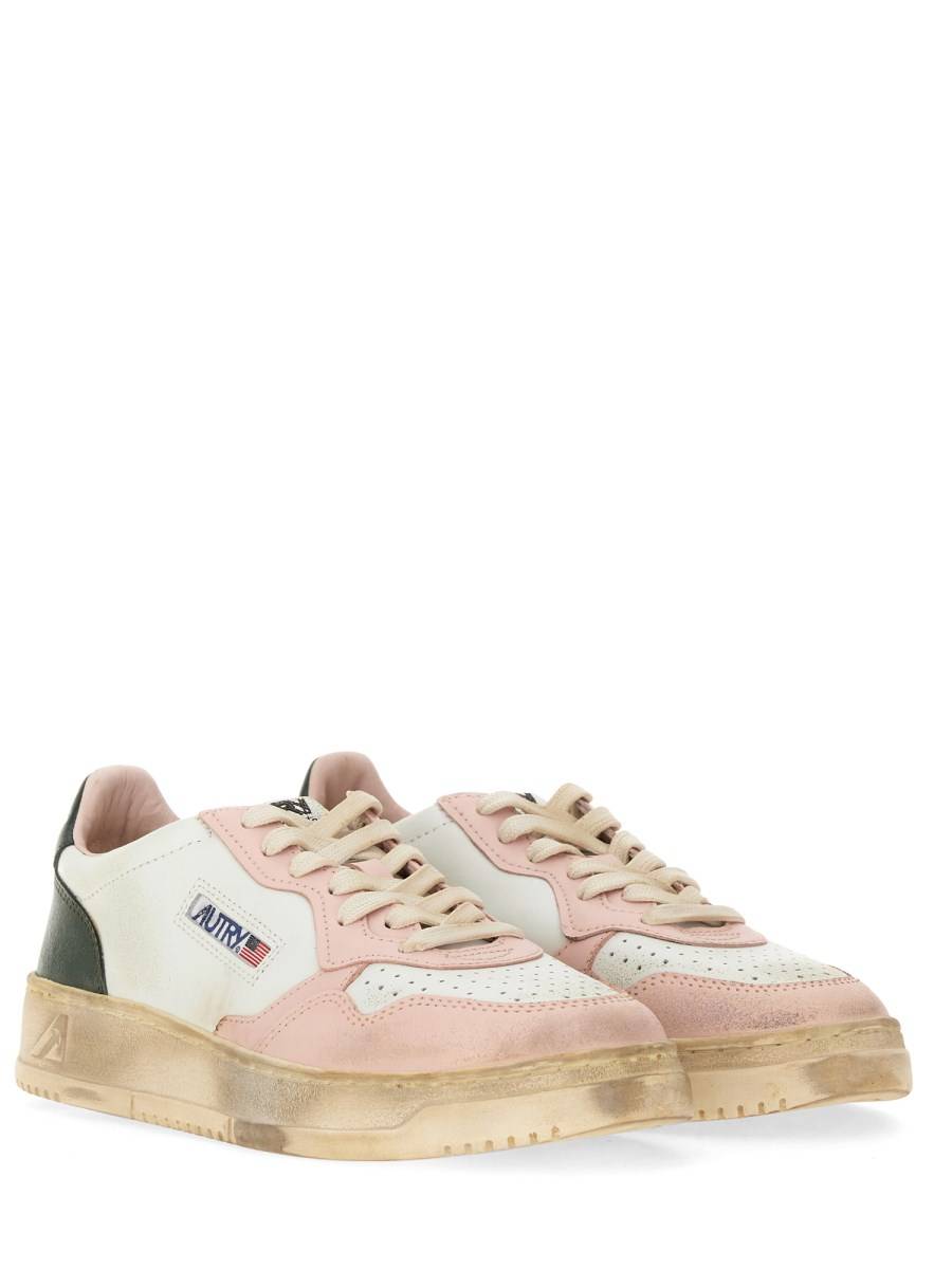 AUTRY SNEAKER SUPER VINTAGE IN PELLE CON LOGO