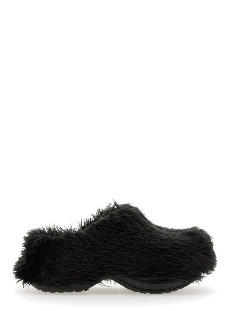 BALENCIAGA MULE CROCS™ IN ECO FUR