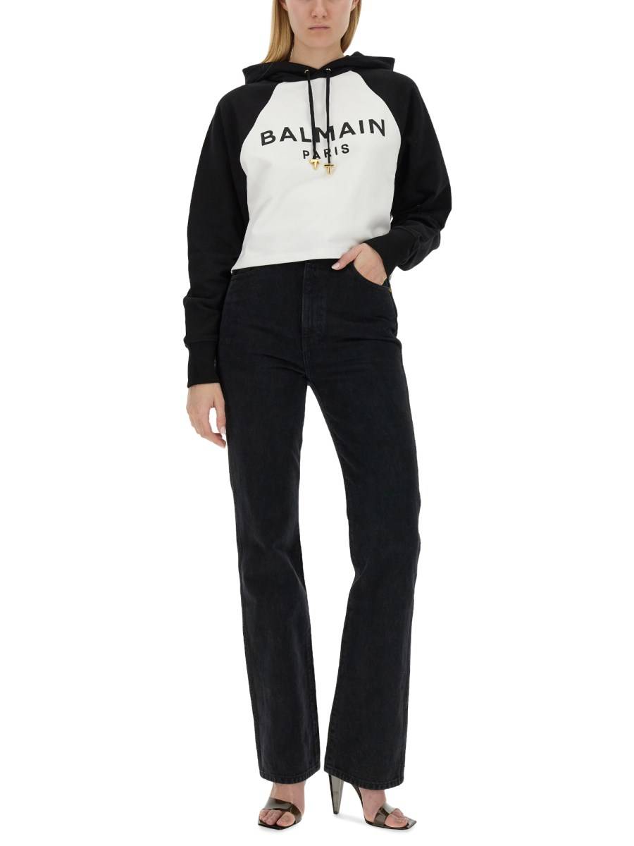 BALMAIN FELPA CROPPED CON STAMPA LOGO