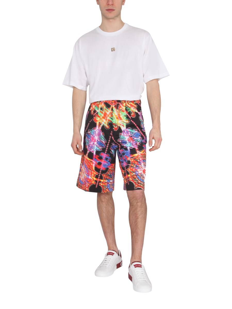 DOLCE & GABBANA BERMUDA IN COTONE STRETCH CON STAMPA LUMINARIE