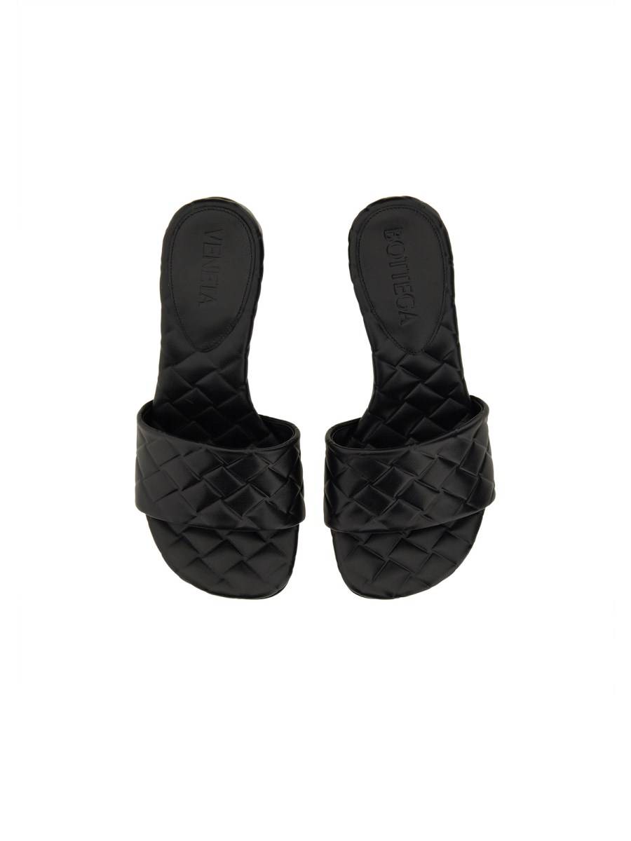 BOTTEGA VENETA MULE "AMY" IN NAPPA MORBIDA