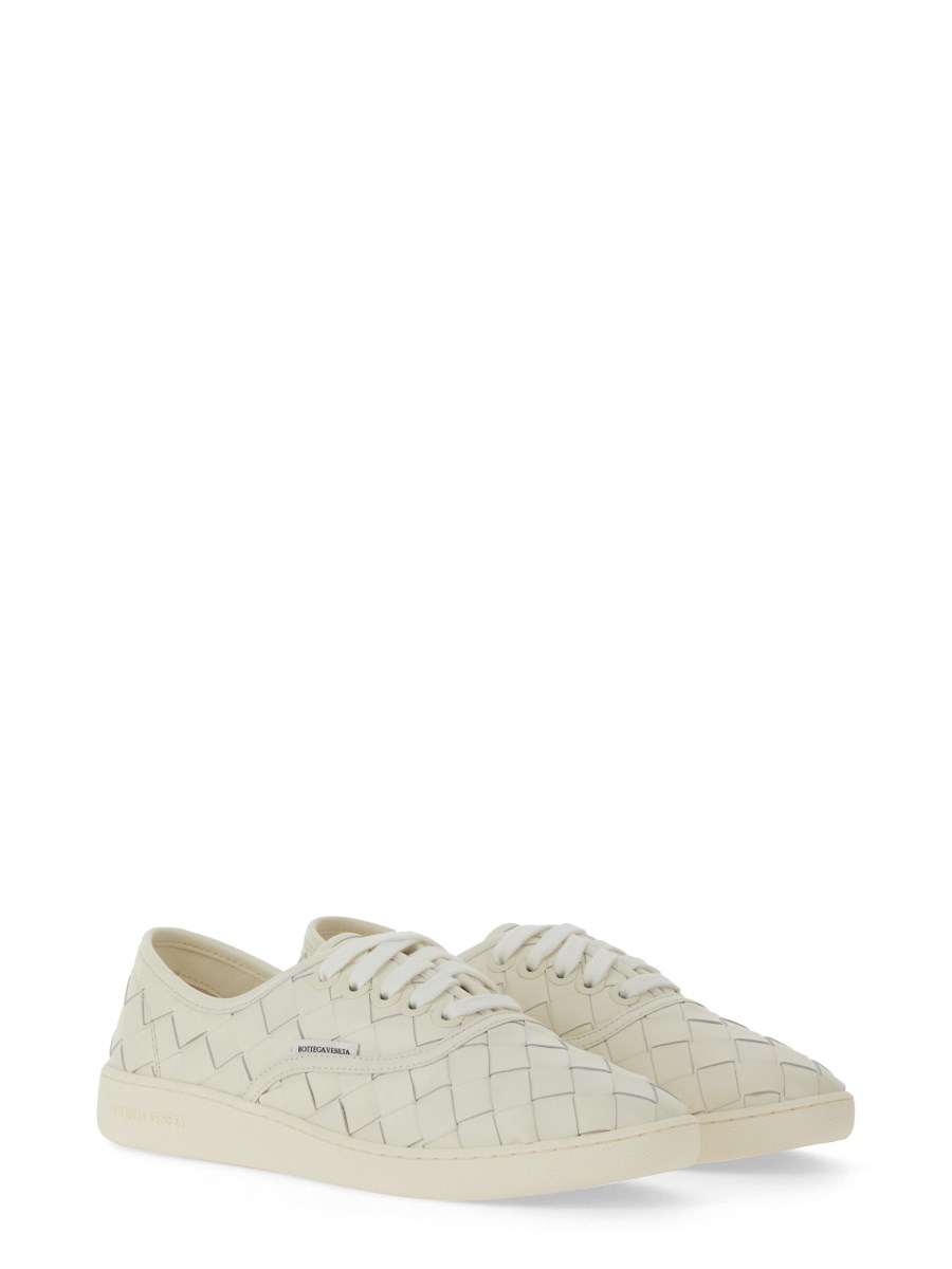 BOTTEGA VENETA SNEAKER CON MOTIVO INTRECCIO