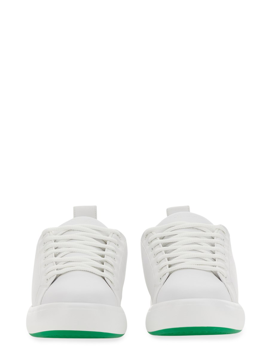 BOTTEGA VENETA SNEAKER PILLOW IN PELLE