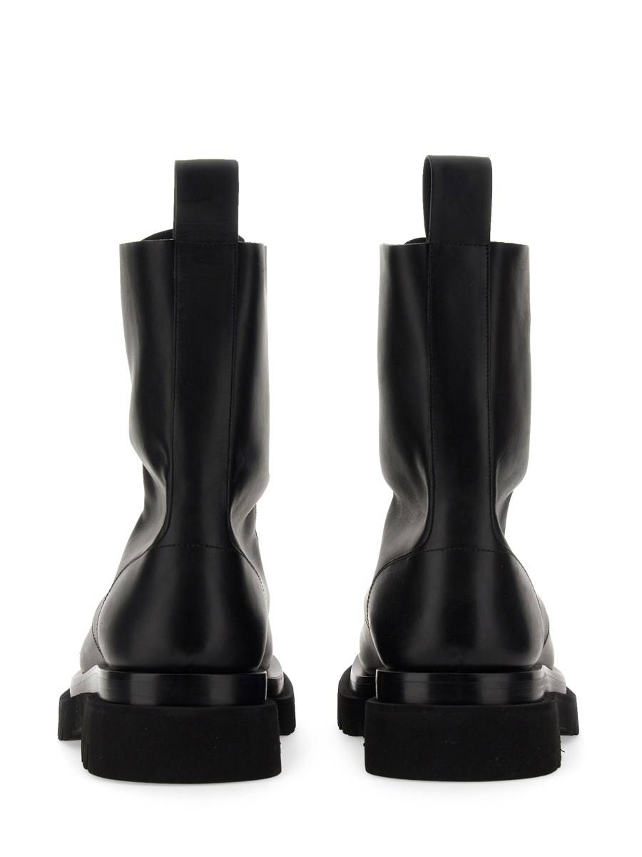 BOTTEGA VENETA STIVALE STRINGATO LUG IN PELLE