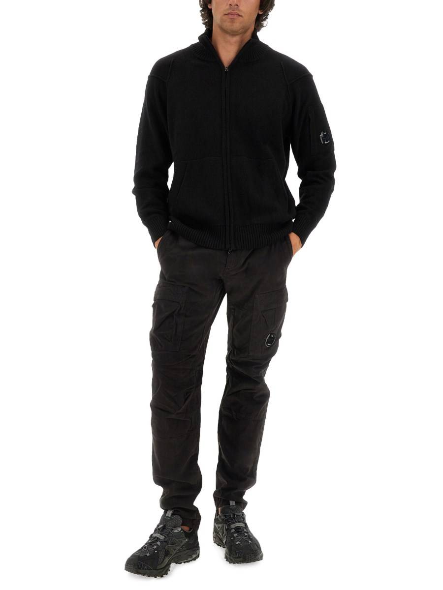 C.P. COMPANY CARDIGAN IN LANA CON LOGO