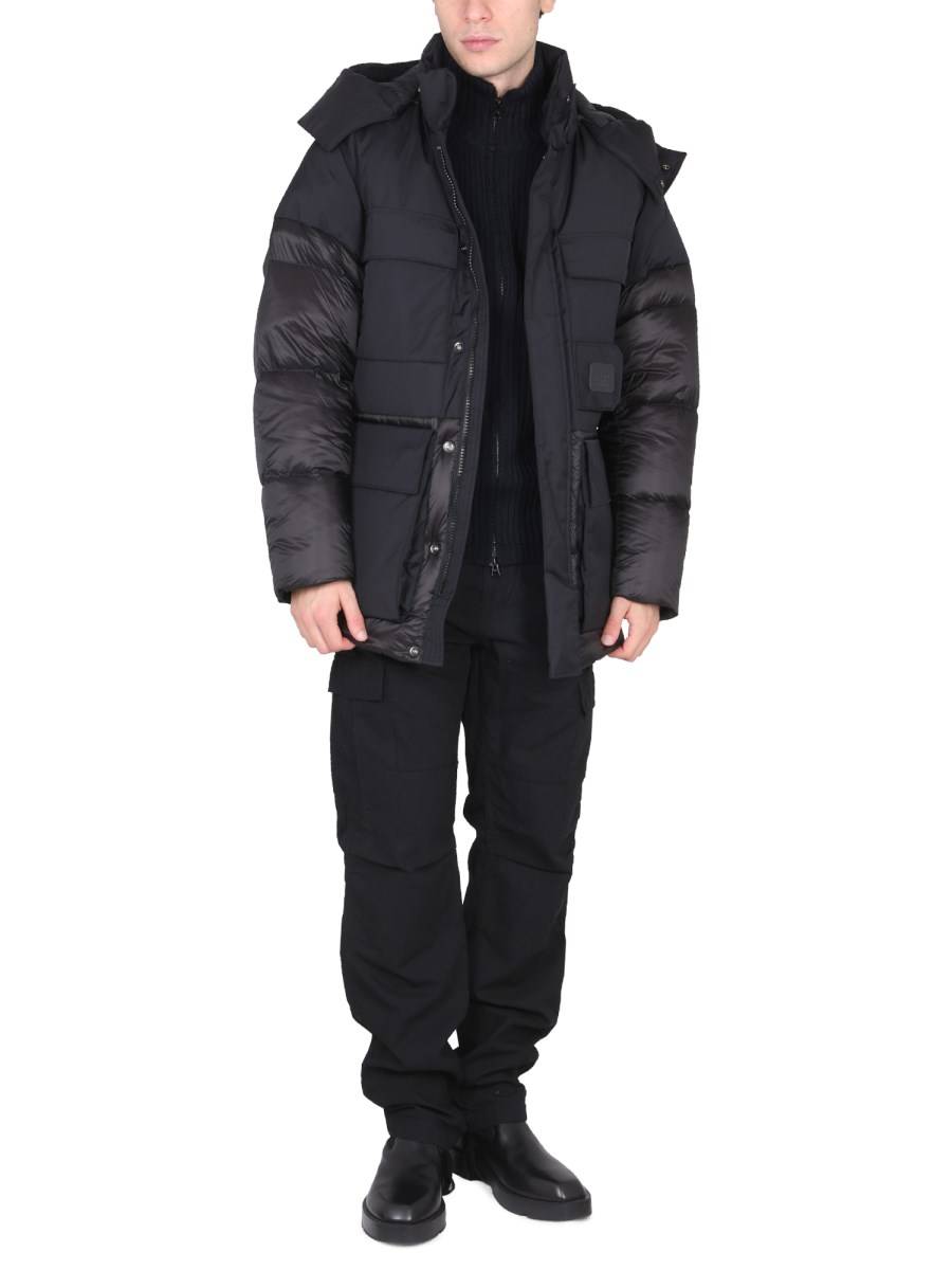 C.P. COMPANY GIACCA IN NYLON CON LOGO