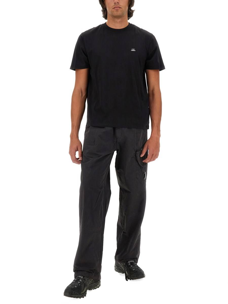 C.P. COMPANY T-SHIRT CON LOGO