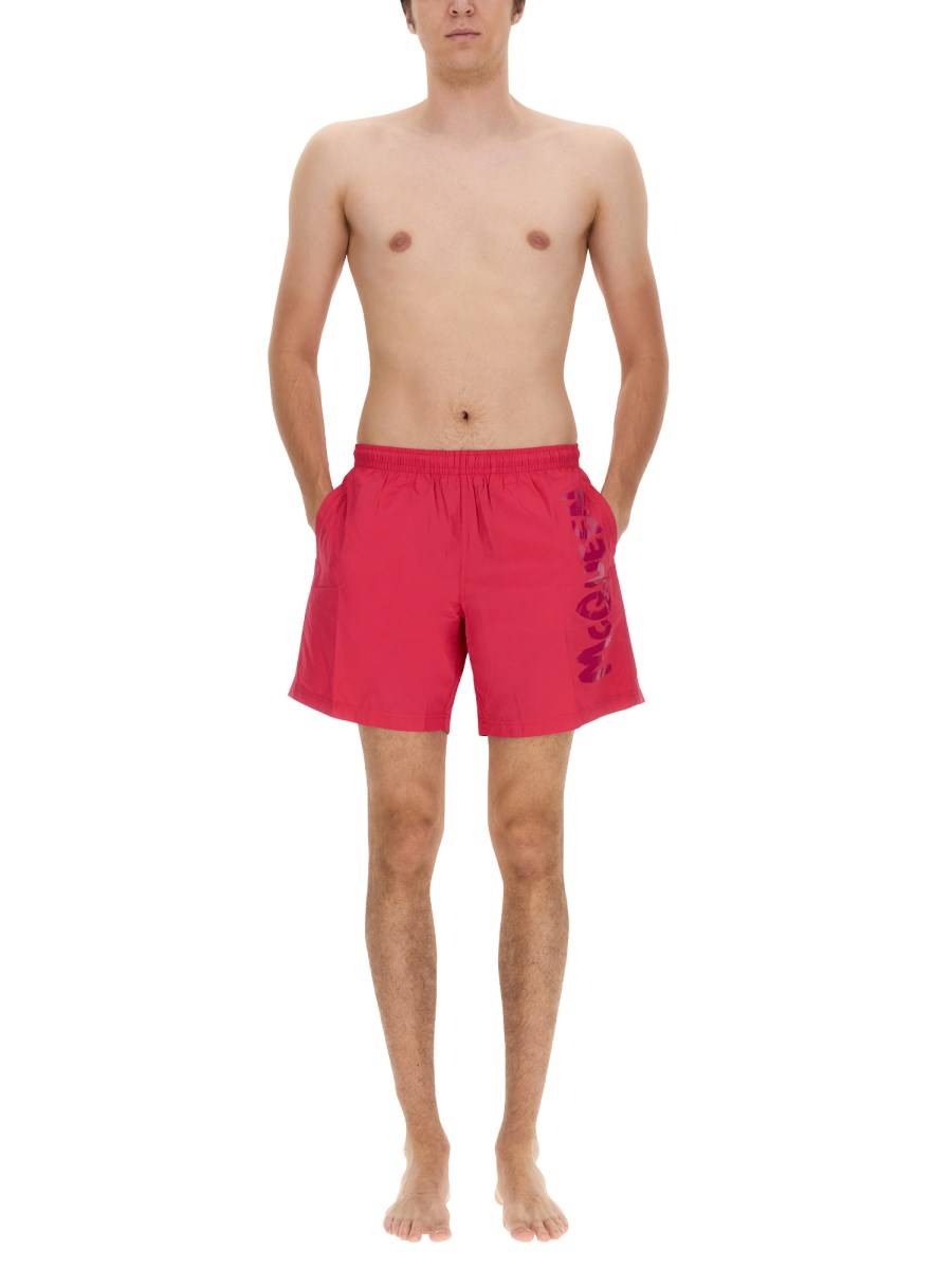 ALEXANDER McQUEEN COSTUME DA BAGNO MEDIO CON STAMPA LOGO GRAFFITI