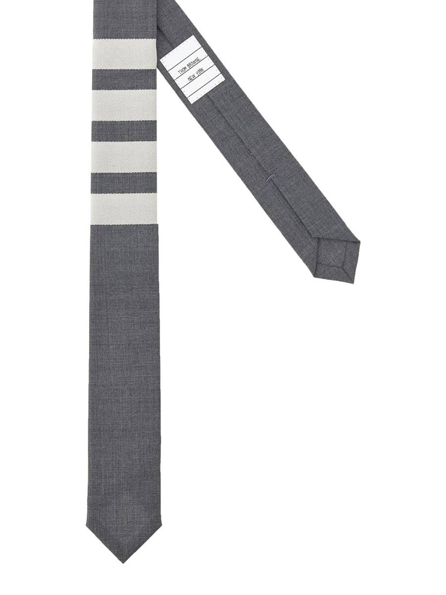 THOM BROWNE CRAVATTA CLASSICA IN LANA ENGINEERED 4BAR