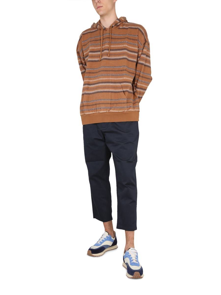 UNIVERSAL WORKS FELPA CON CAPPUCCIO IN MISTO COTONE