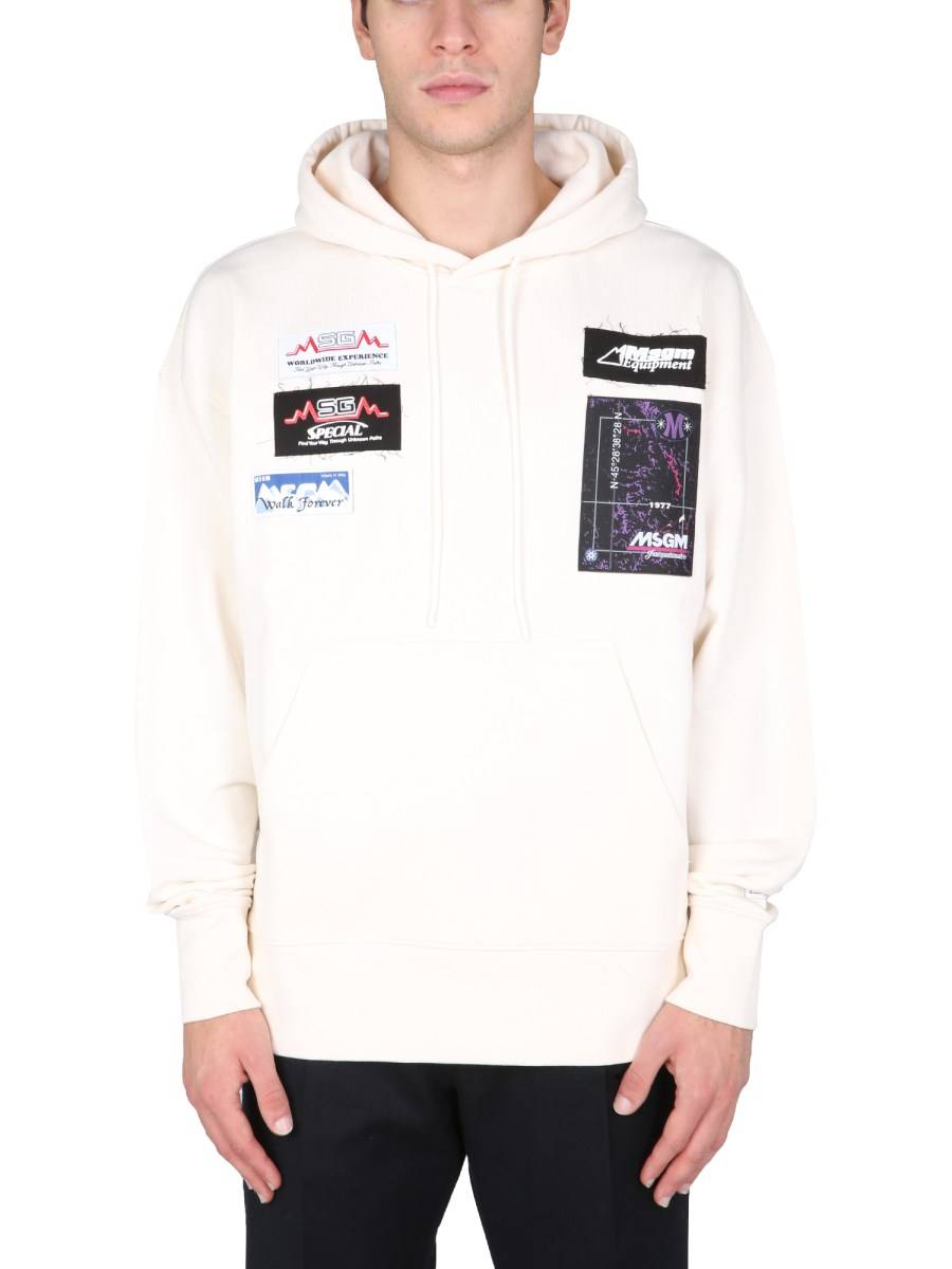 MSGM FELPA EQUIPMENT IN COTONE CON PATCH E CAPPUCCIO