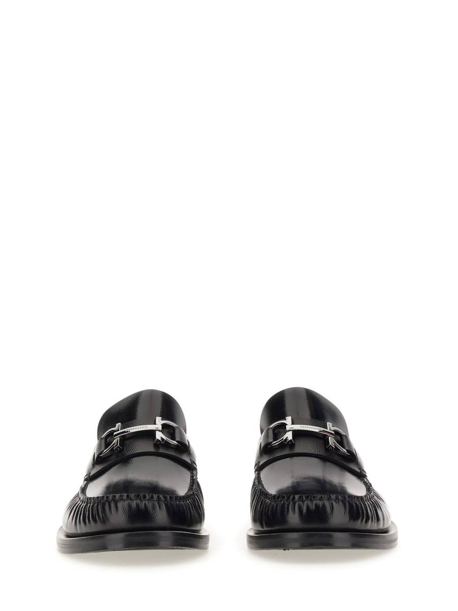 FERRAGAMO MOCASSINO GANCINI IN PELLE