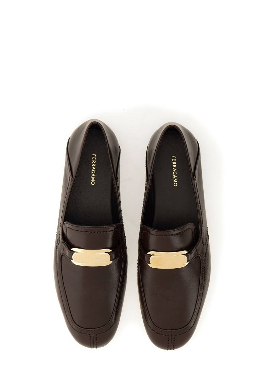 FERRAGAMO MOCASSINO "NEW VARA" IN PELLE