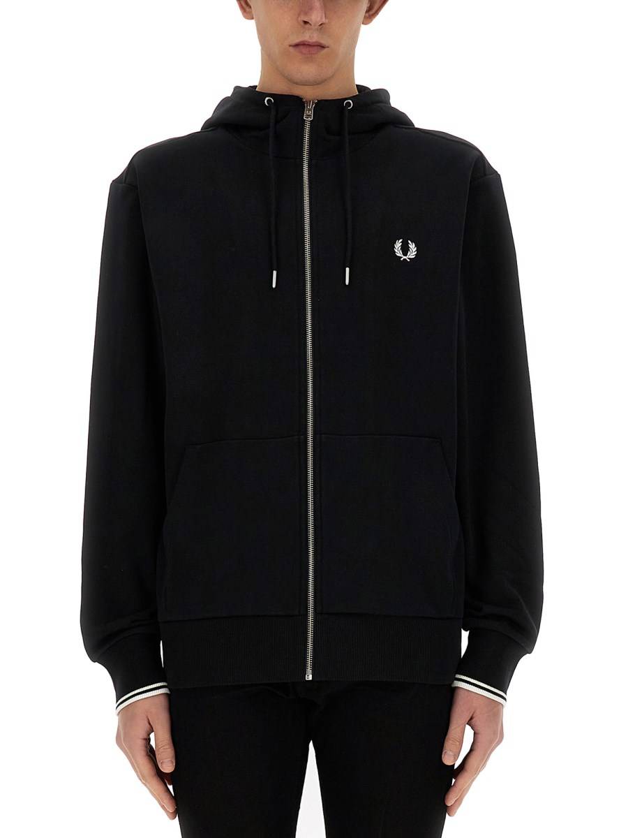 FRED PERRY FELPA CON ZIP E LOGO IN COTONE