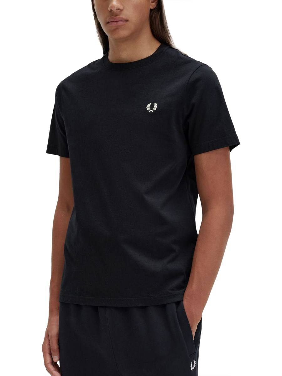 FRED PERRY T-SHIRT CON LOGO