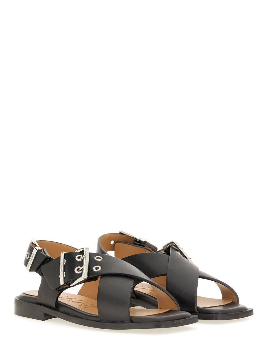 GANNI SANDALO IN PELLE CON BORCHIE