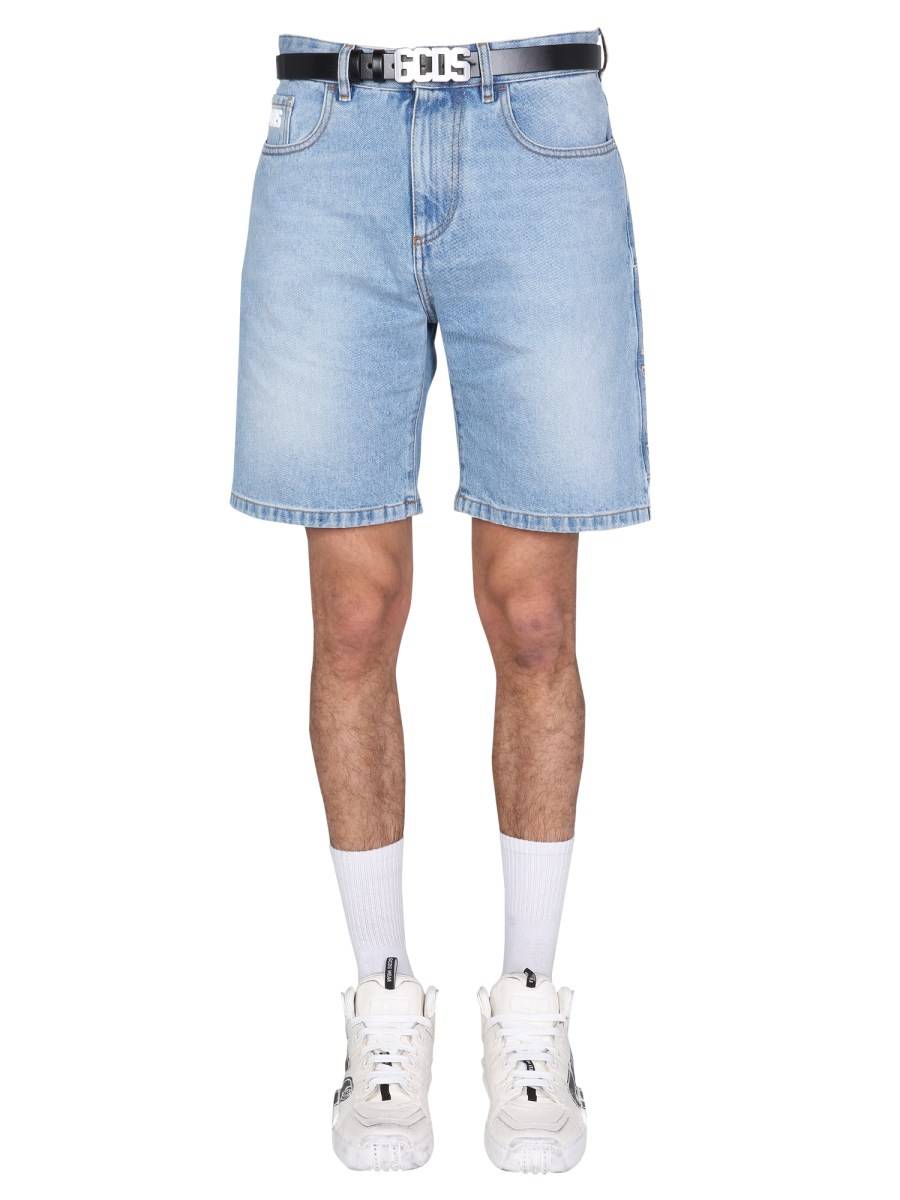 GCDS BERMUDA IN DENIM DI COTONE CON LOGO
