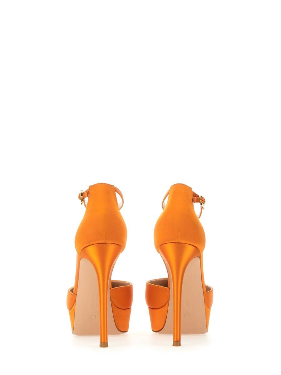 GIANVITO ROSSI PUMP IN SUEDE