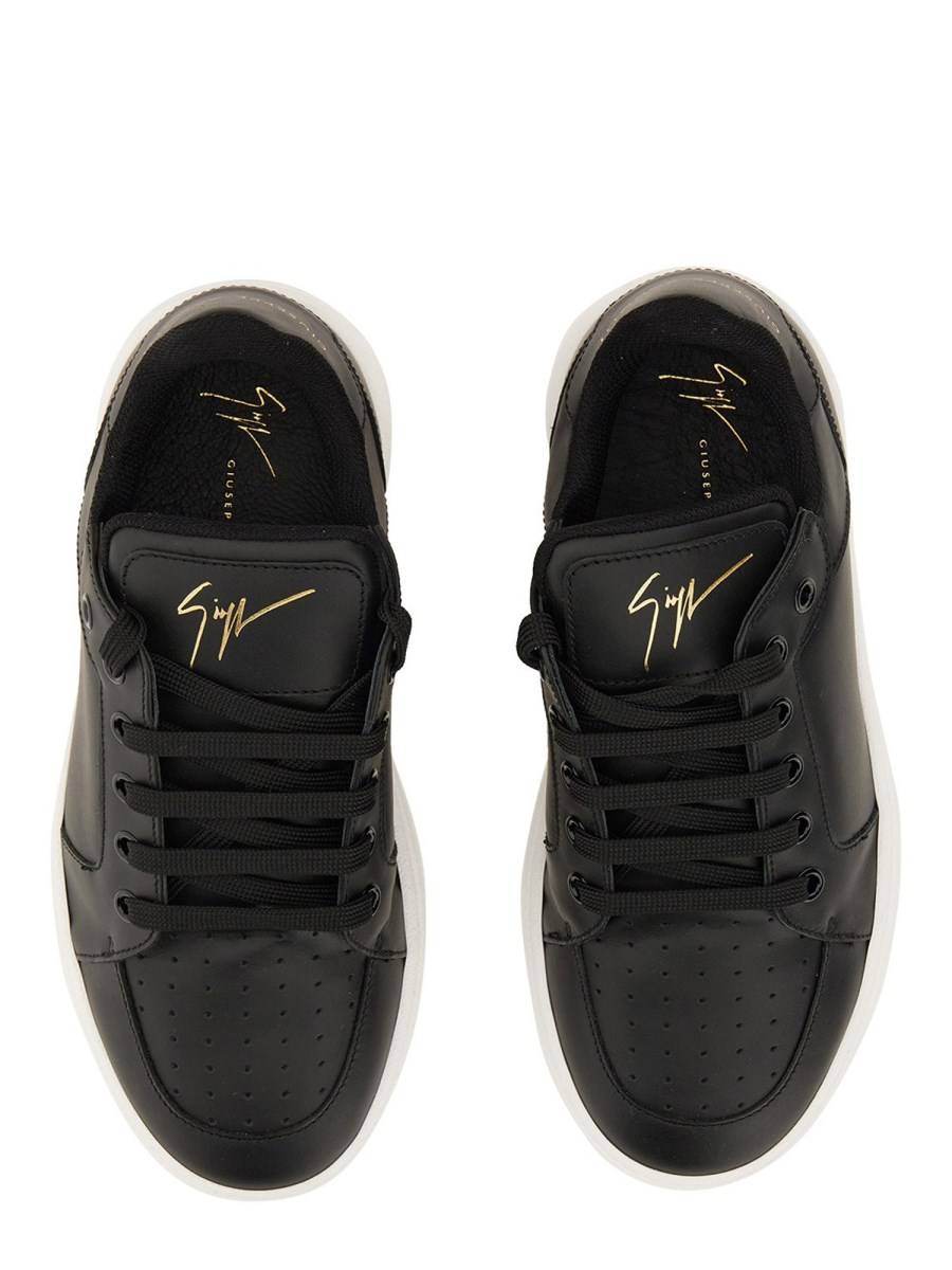 GIUSEPPE ZANOTTI SNEAKER IN PELLE CON LOGO