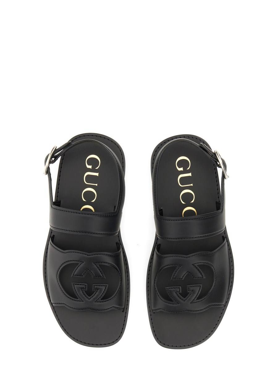 GUCCI SANDALO CON INCROCIO GG IN PELLE