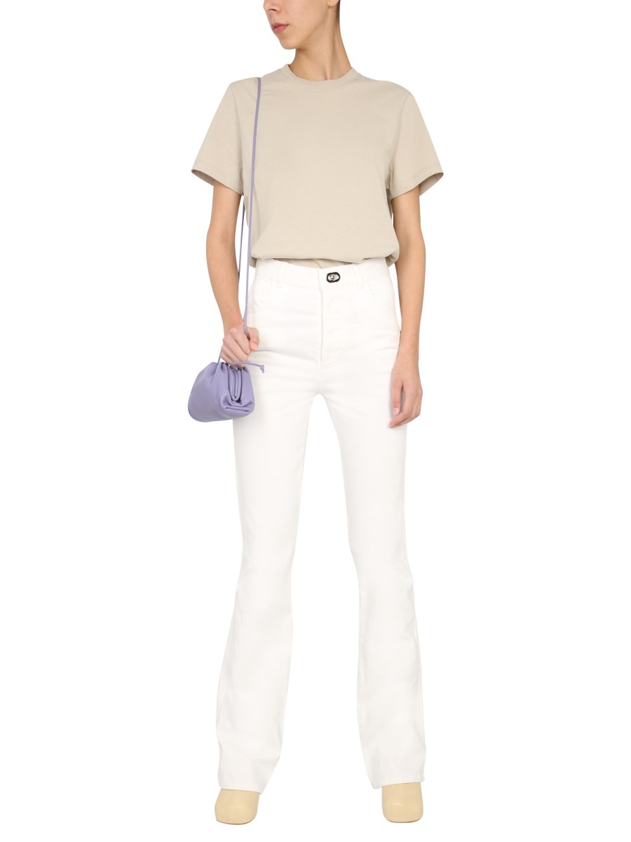 BOTTEGA VENETA JEANS FLARE IN DENIM DI COTONE CON BOTTONE OVALE