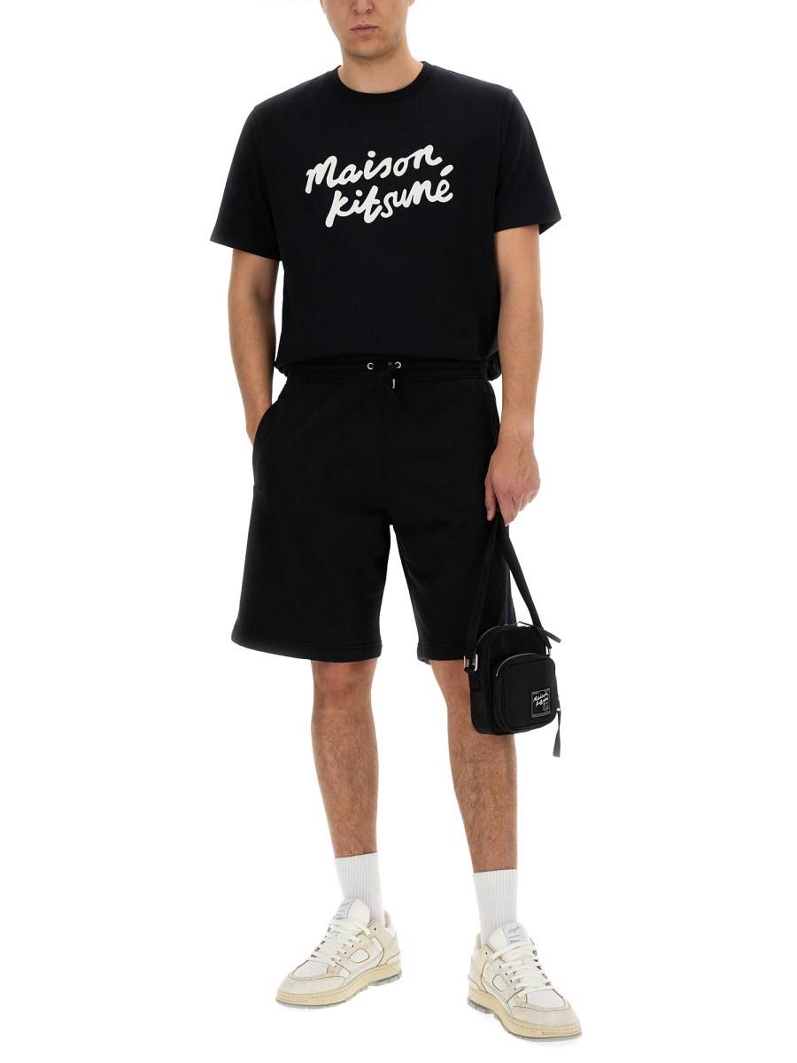 MAISON KITSUNÉ T-SHIRT CON LOGO IN COTONE