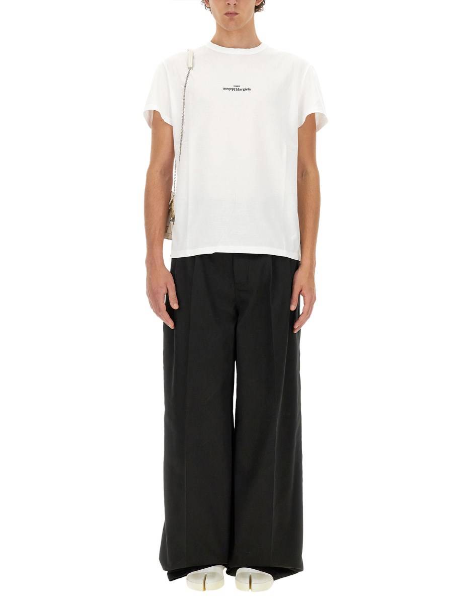 MAISON MARGIELA T-SHIRT CON LOGO DISTORTO