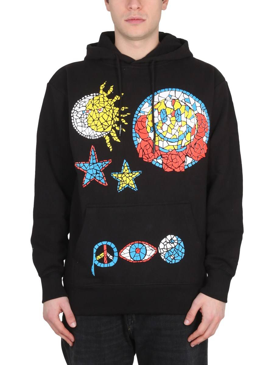 MARKET FELPA VARSITY HAND DRAWN