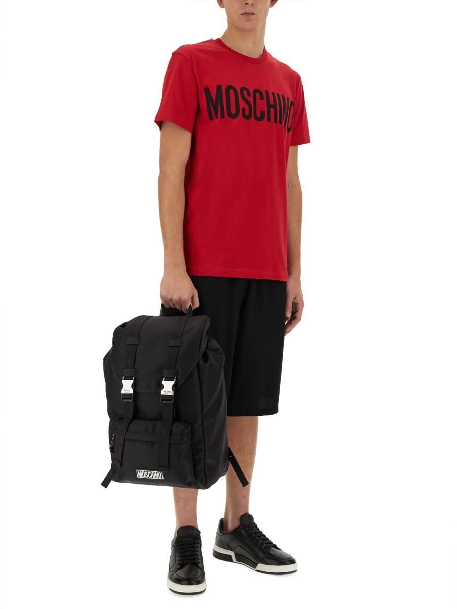 MOSCHINO BERMUDA CON LOGO
