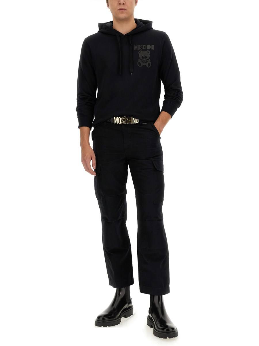 MOSCHINO FELPA CON LOGO