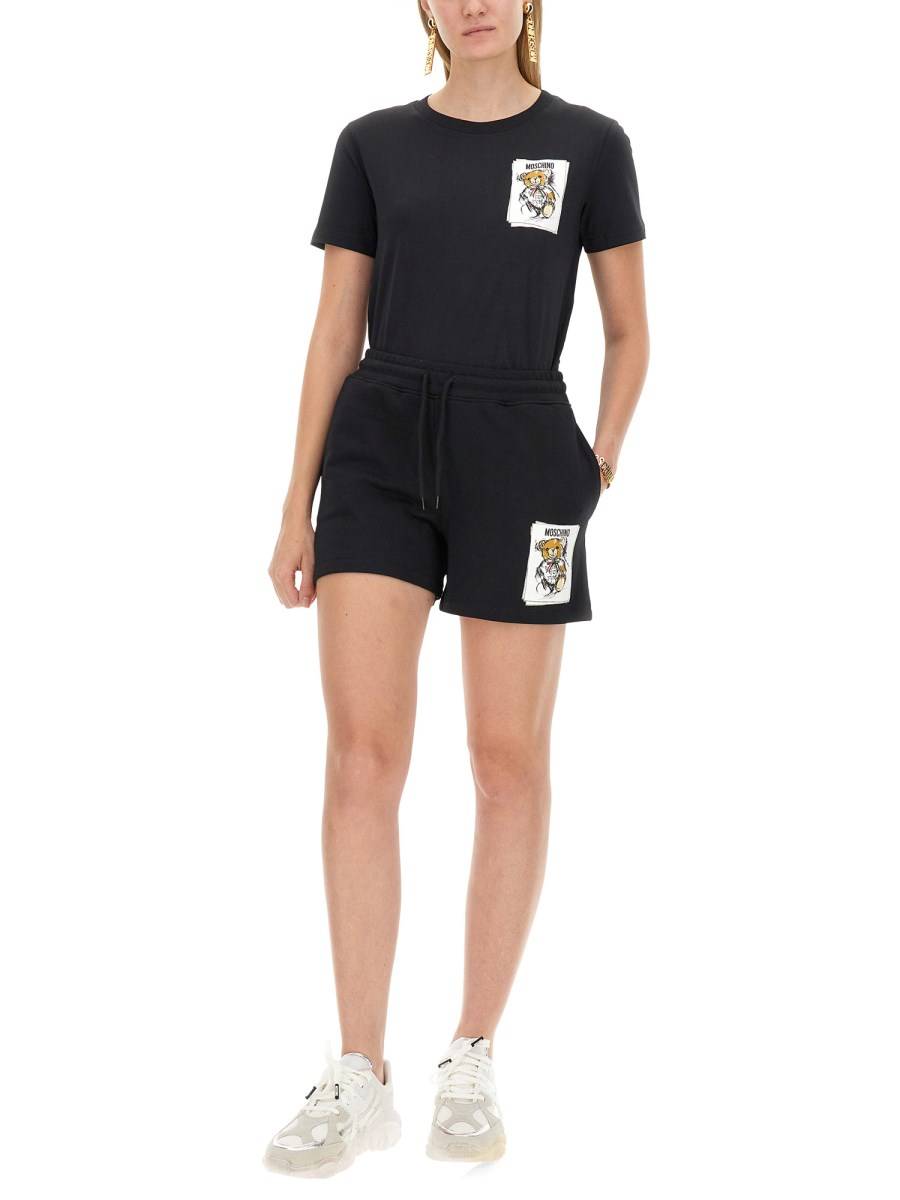 MOSCHINO T-SHIRT CON LOGO
