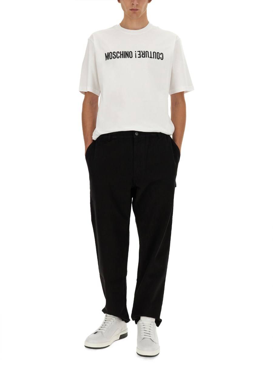 MOSCHINO T-SHIRT CON LOGO