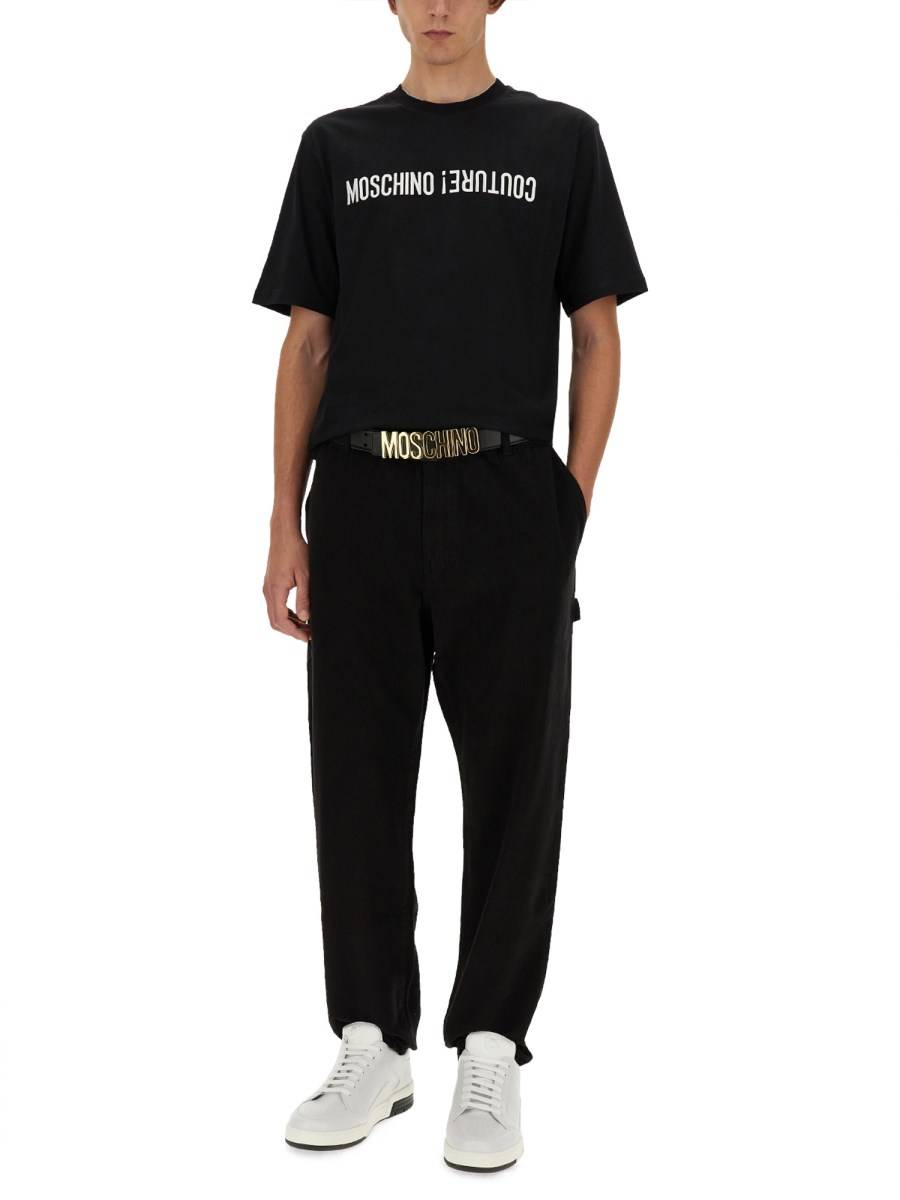 MOSCHINO T-SHIRT CON LOGO