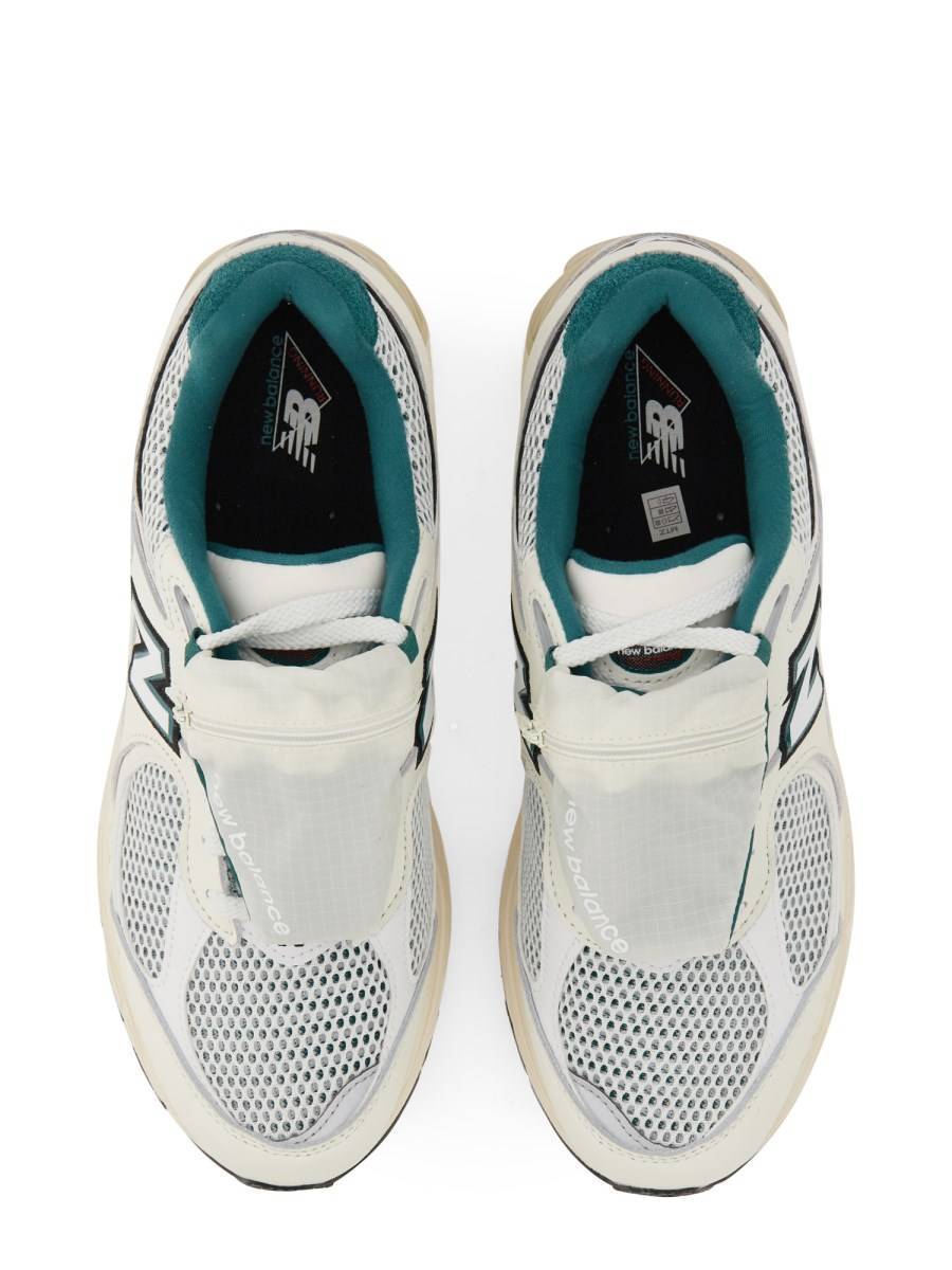 NEW BALANCE SNEAKER 2002 IN PELLE