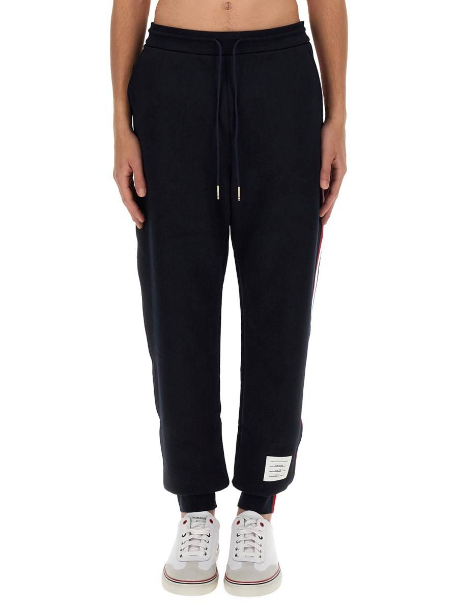 THOM BROWNE PANTALONE JOGGING IN COTONE CON RWB STRIPE