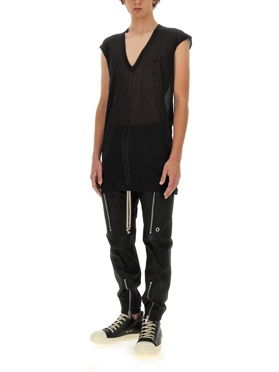 RICK OWENS T-SHIRT CON SCOLLO A V