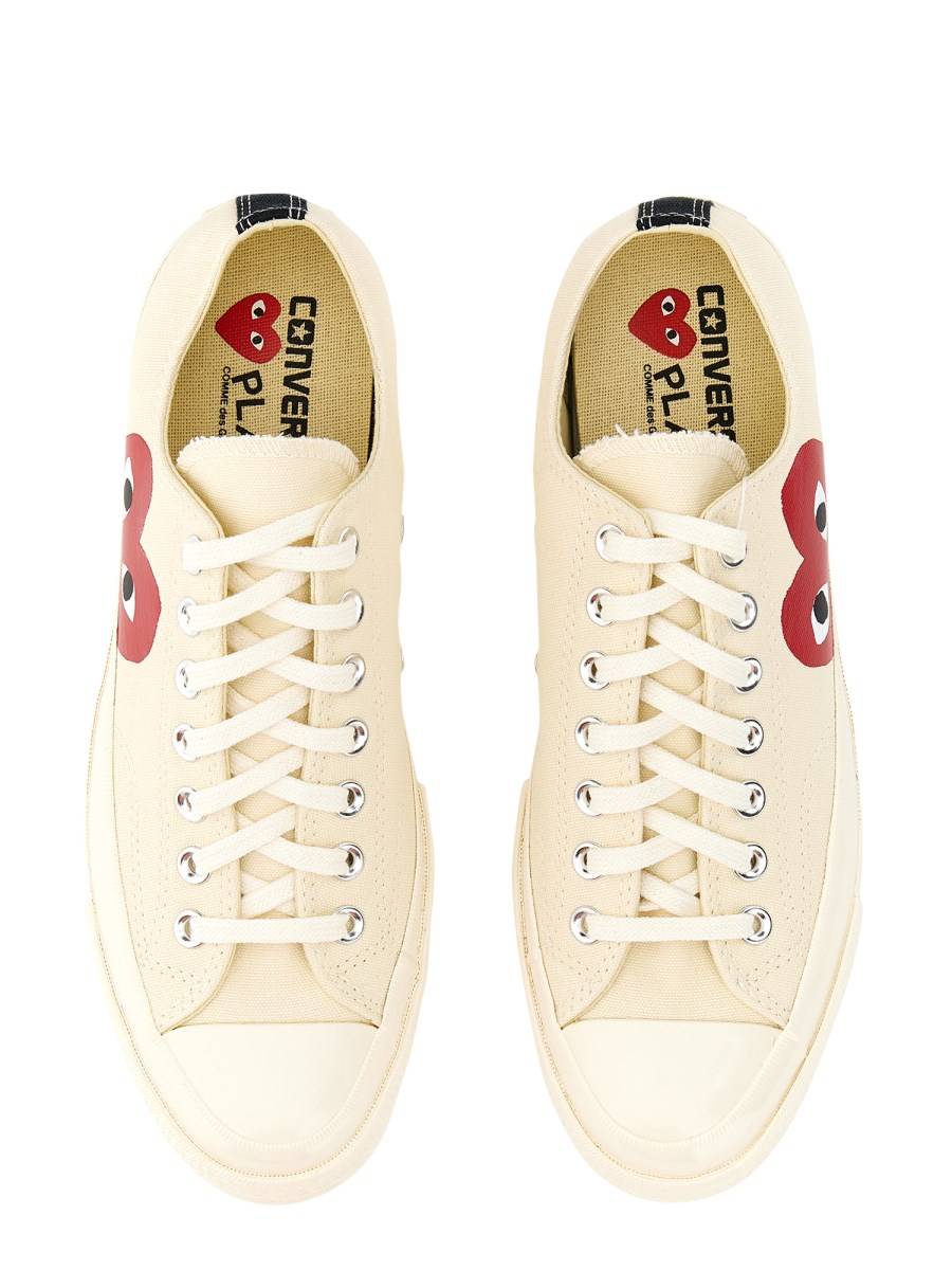 COMME DES GARCONS PLAY CONVERSE SNEAKER BASSA CHUCK 70 CON STAMPA HEART