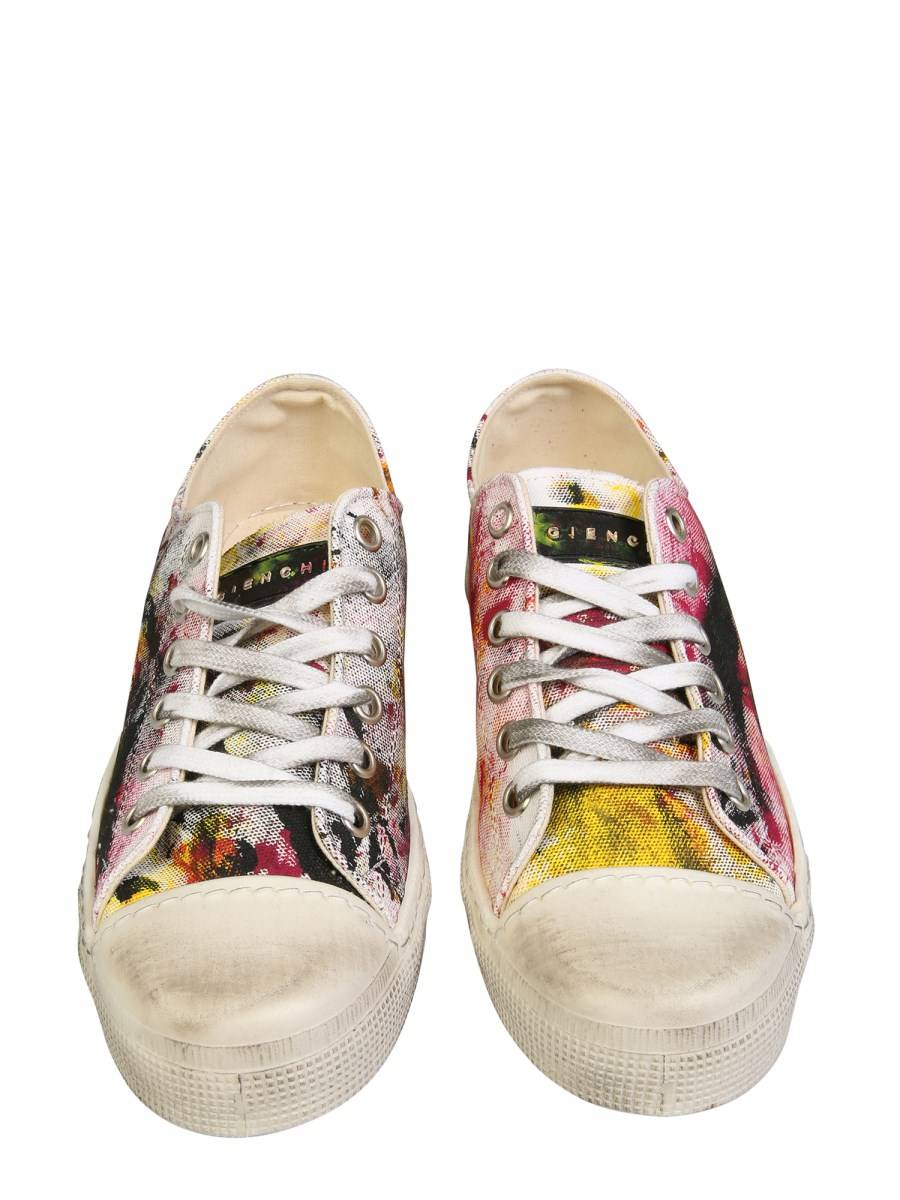 GIENCHI SNEAKER BASSA JEAN MICHEL CON STAMPA VERNICE